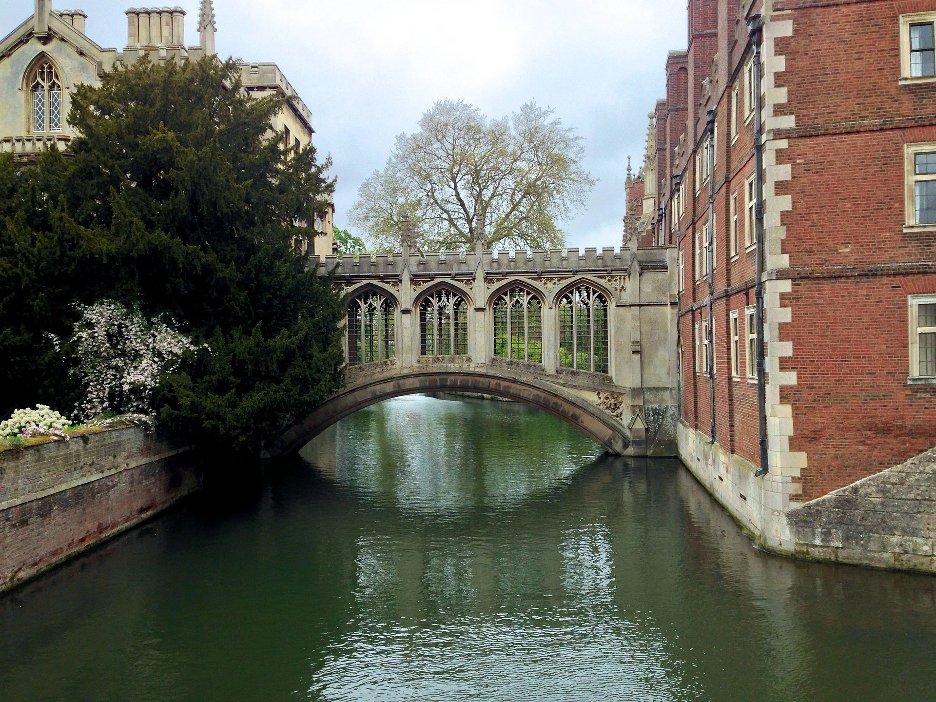 Foot bridge in Cambridge